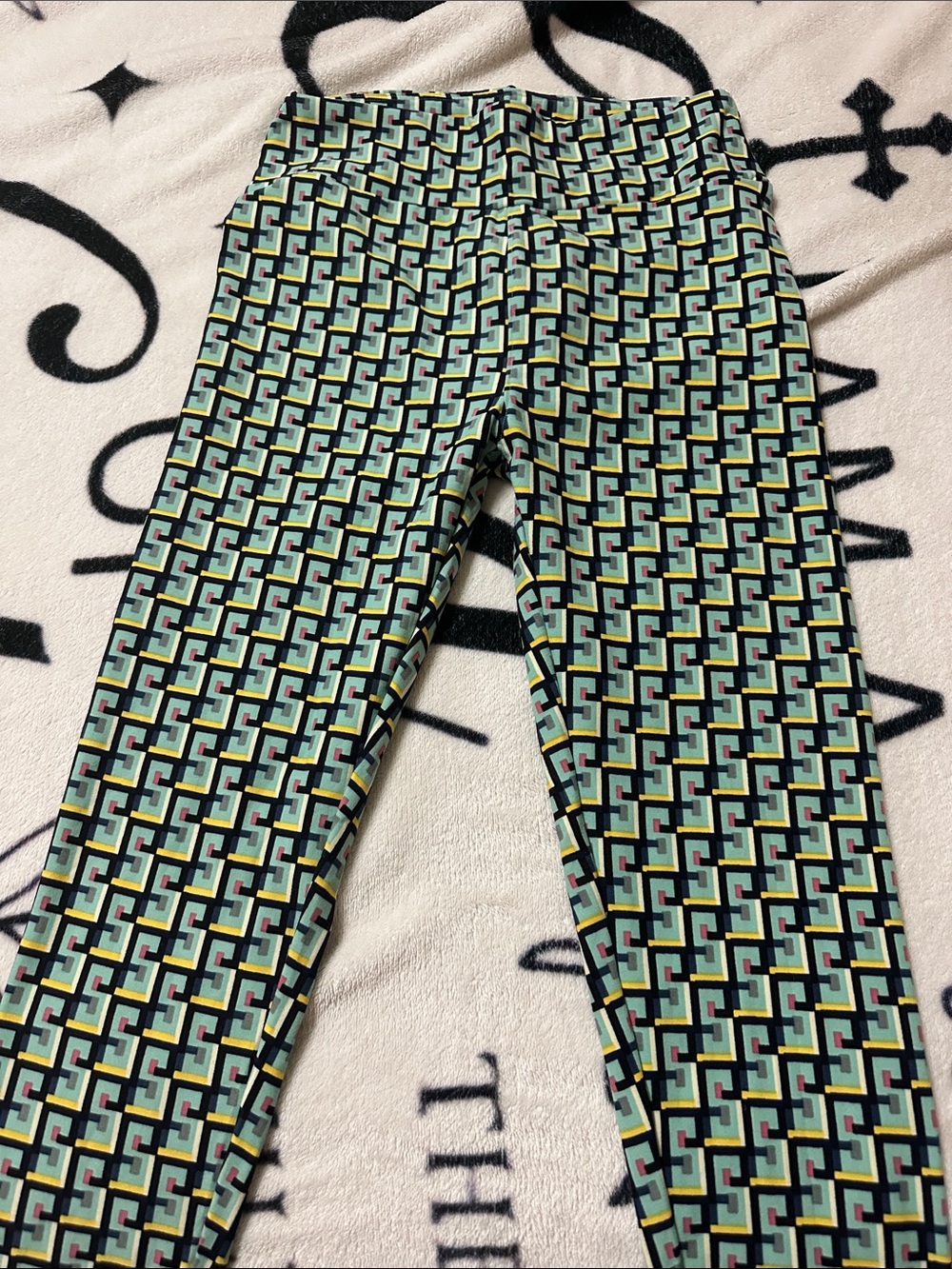 LuLaRoe Geometric Leggings in Mint, Black, Yellow
